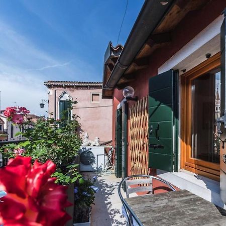 Au Nom De La Rose Apartman Velence Kültér fotó